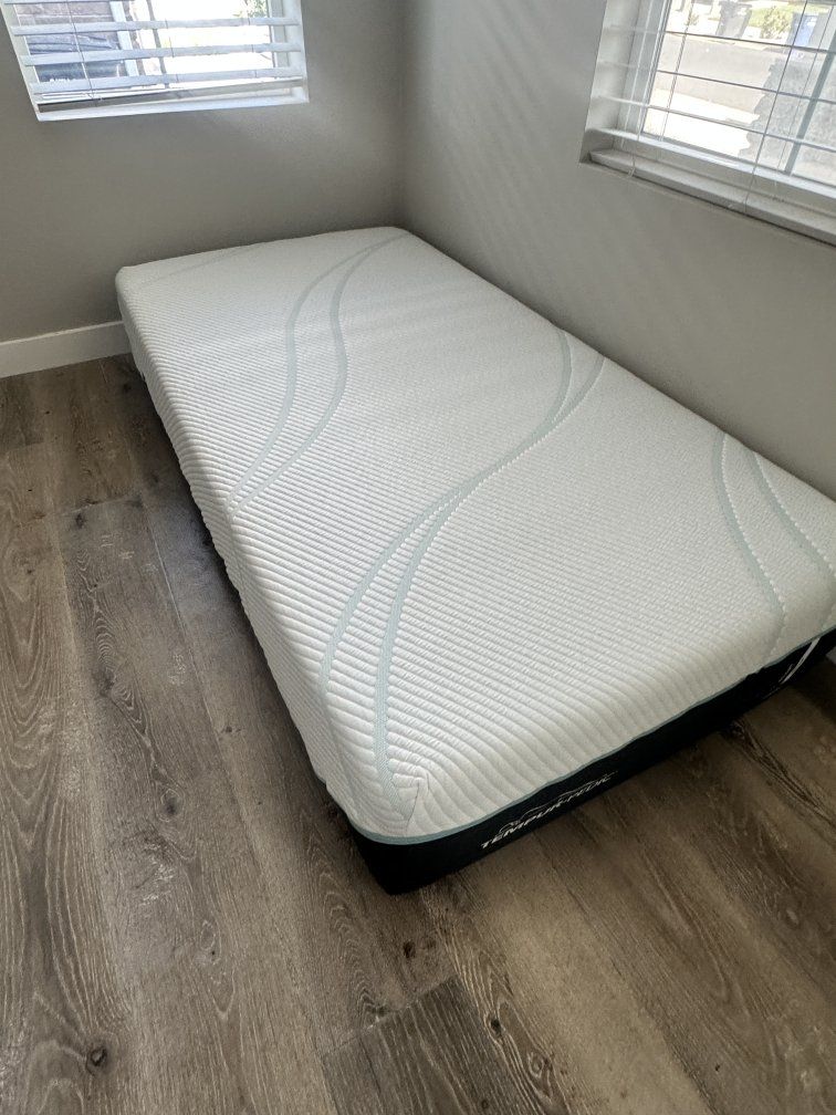 Twin TEMPUR-PEDIC-Tempur-Pro