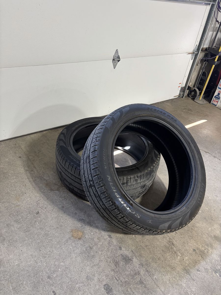 285/45r22 Pirelli scorpion verde all season tires