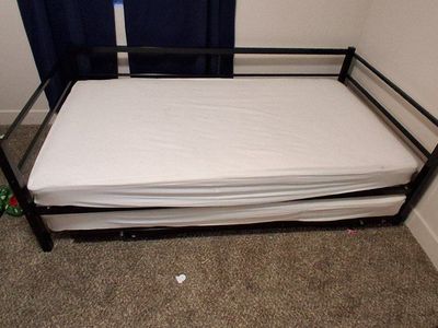 Kids Hideaway Bed - 2x Twin beds