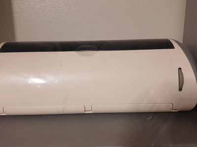 Cricut craft cutter with accessories and cartridges