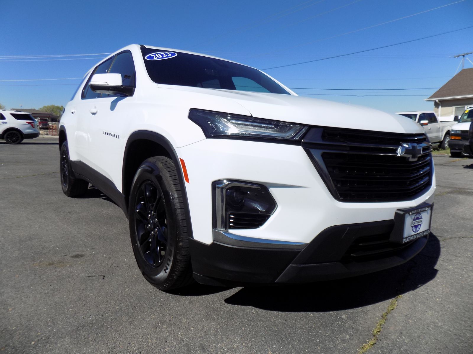 2023 Chevrolet Traverse LT Cloth