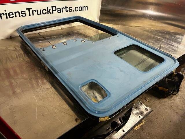 Kenworth T800 Front Door Assembly