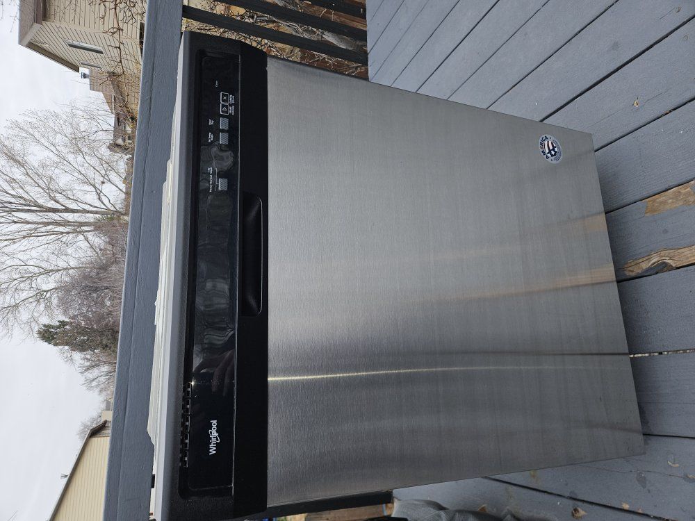 2020 Whirlpool dishwasher