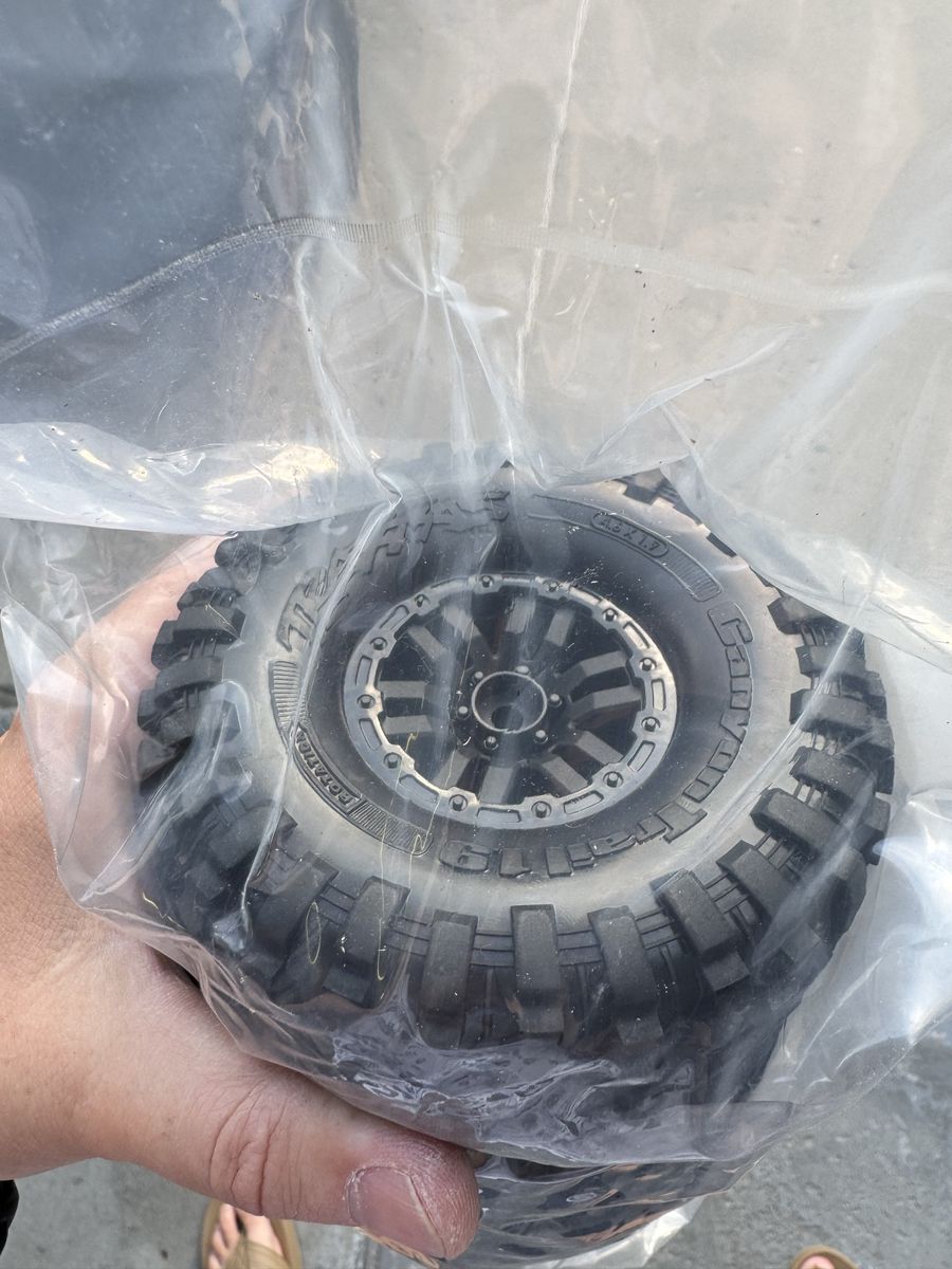 Brand New Traxxas 1.9 wheels/tires.