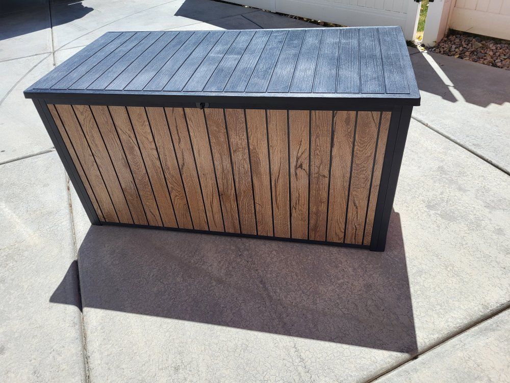 Keter 170gal Outdoor Storage Deck Box* Brown