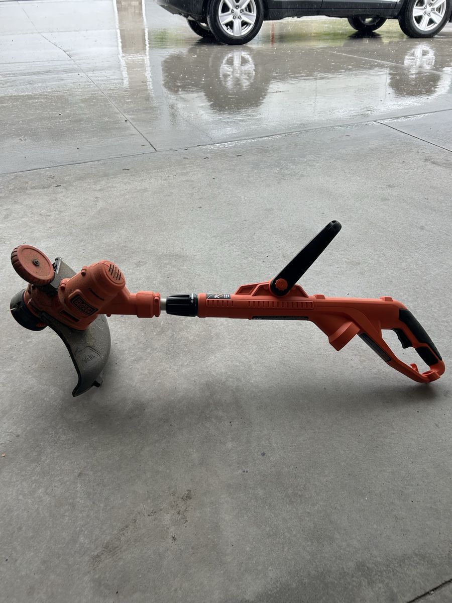 Black and Decker Weed Eater