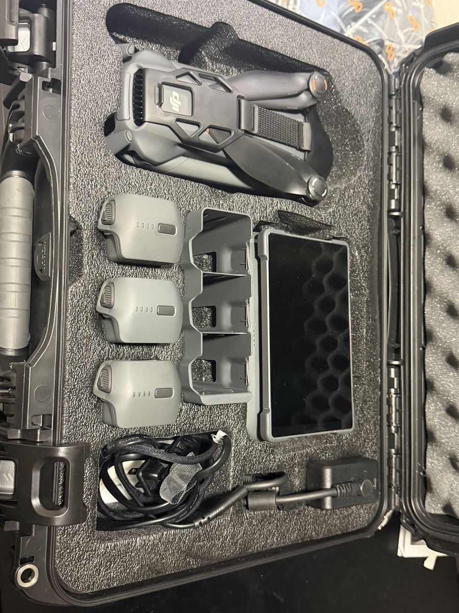 Main image 3