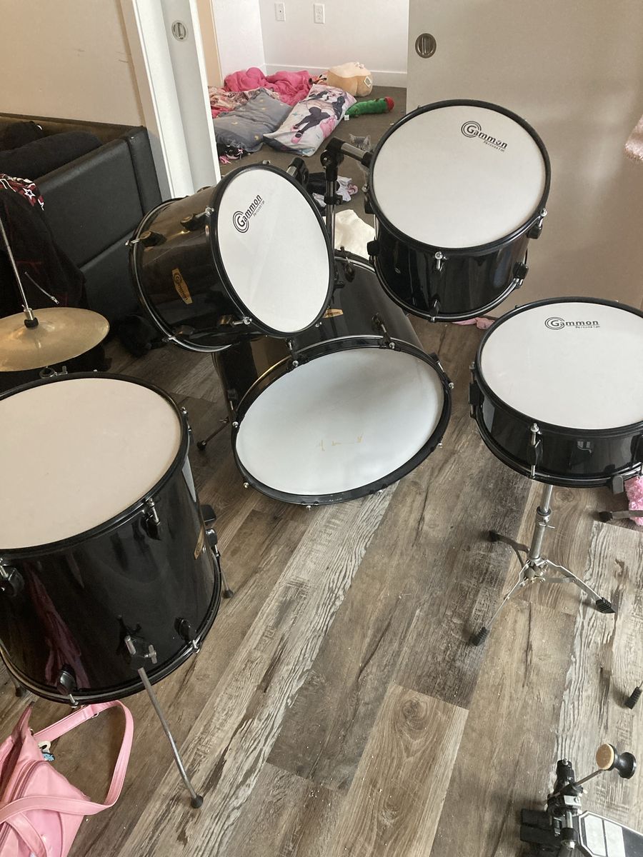 Gammon Percussion 5-Piece Complete Drum Set with Cymbals and Stands - Black