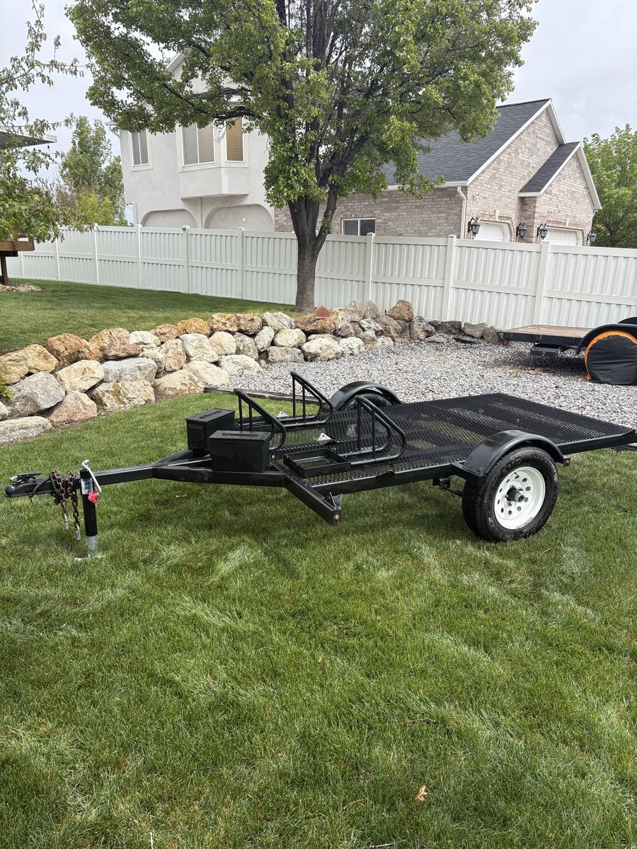 Motorcycle trailer