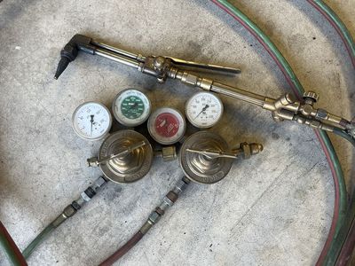 Victor Oxy-Acetylene Welding Torch Setup with Regulators, Hoses & Accessories