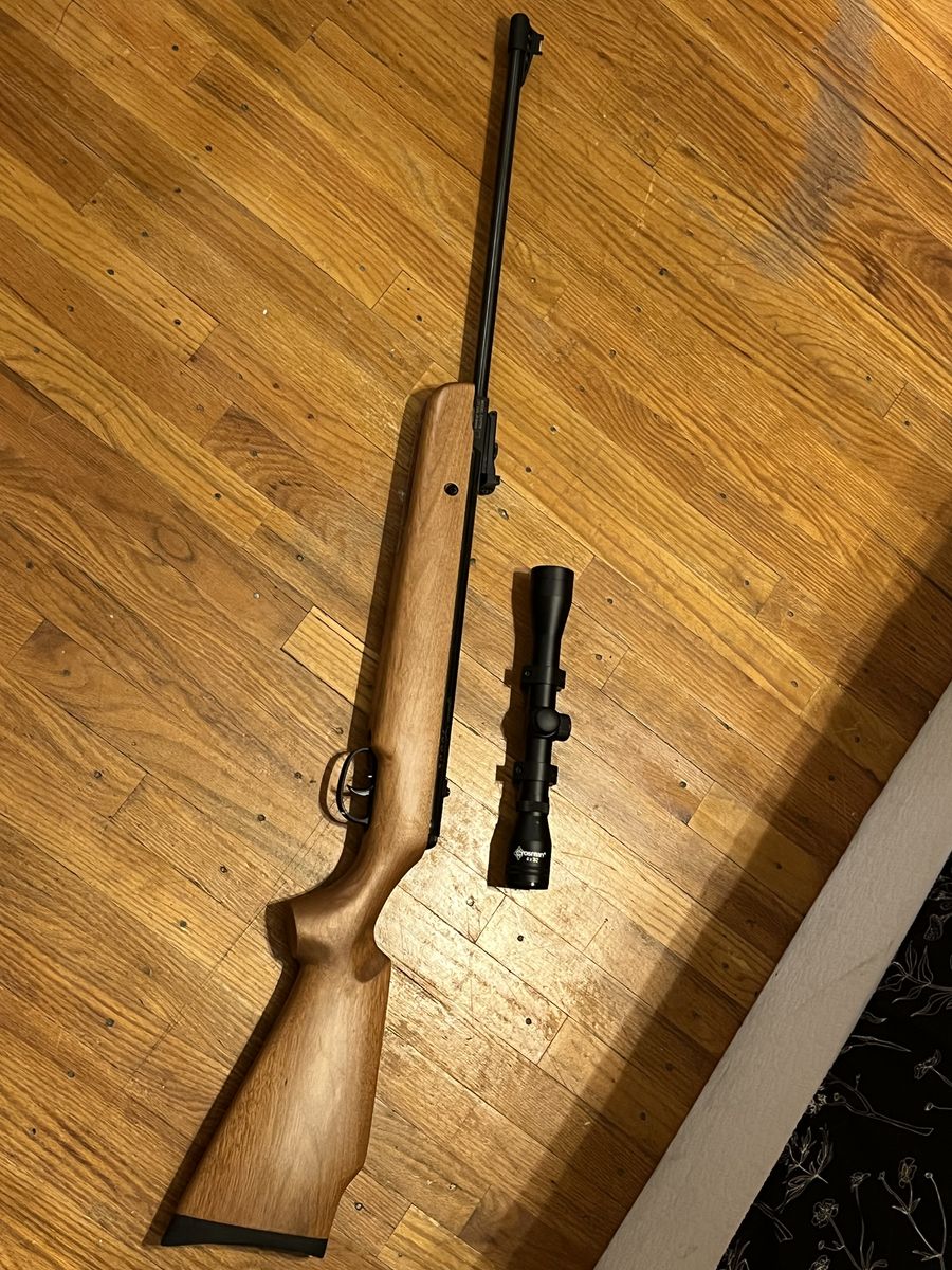 Never fired Crosman Quest 1000x