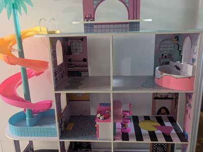 LOL Surprise Dollhouse