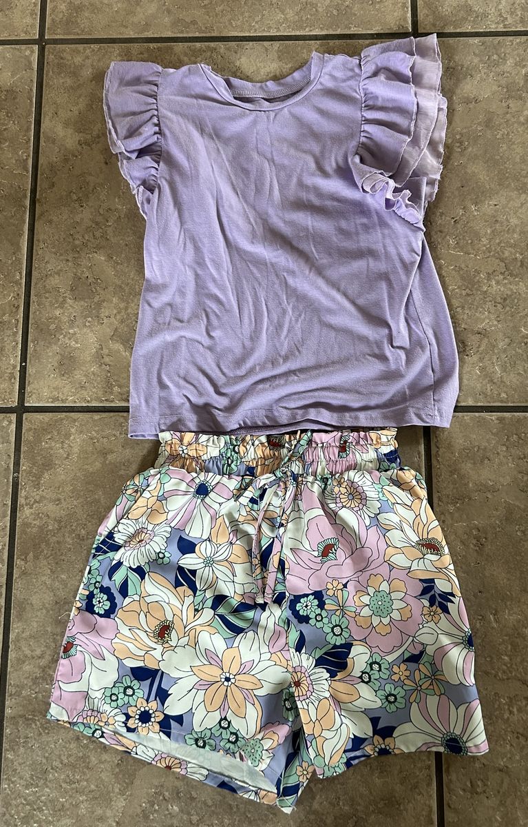 Girls Shirt and Short Set for $7 - Size 8/9 - Brand New