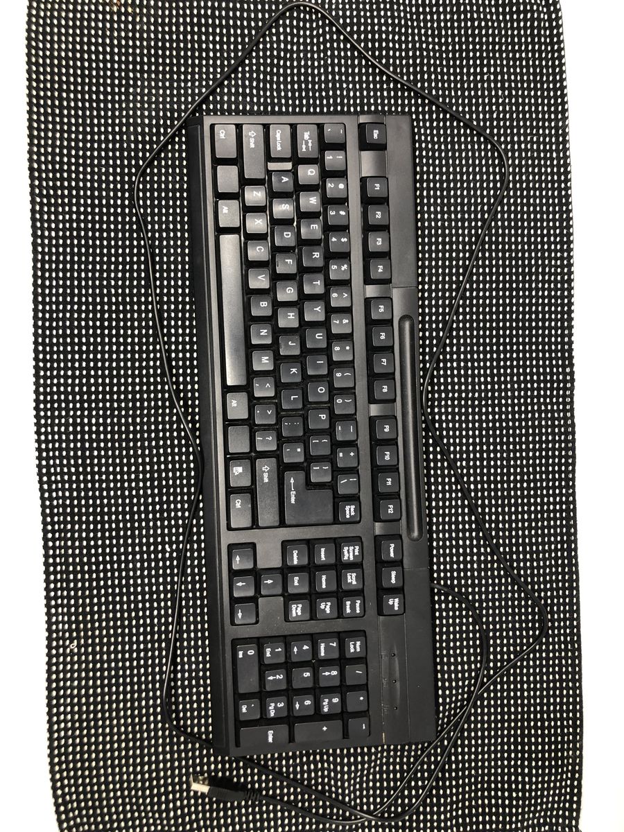 Black Wired Keyboard (brand unknown)