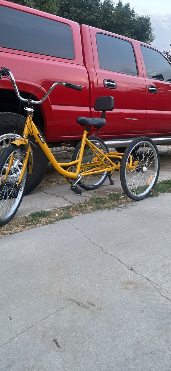 3. Wheeler. Like. New.  For.  Business ️Yellow Adult Tricycle 3-Wheel Bike with Backrest Seat tires 24” in. Ogden