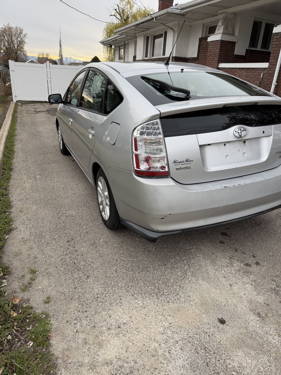 2007 TOYOTA PRIUS Base