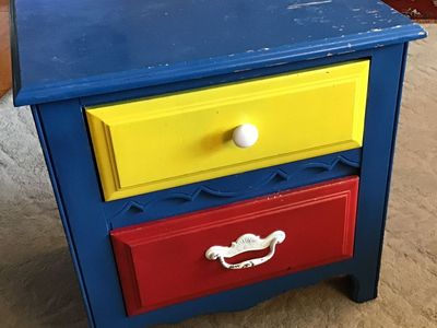 Kids Nightstand (Broyhill)