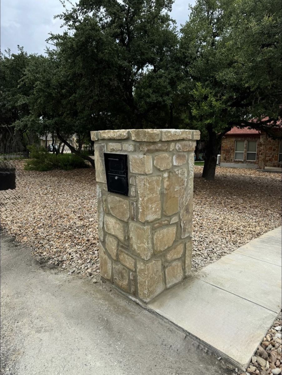 Main image 12