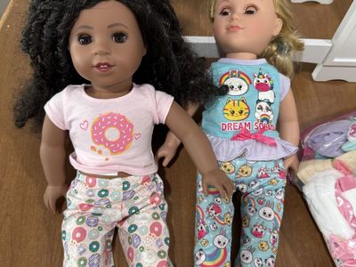 American Girl similar Dolls Set with Bunk Bed and Clothes