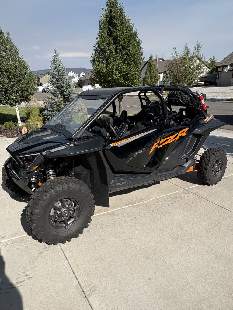 2021 Polaris  Pro XP Premium 4