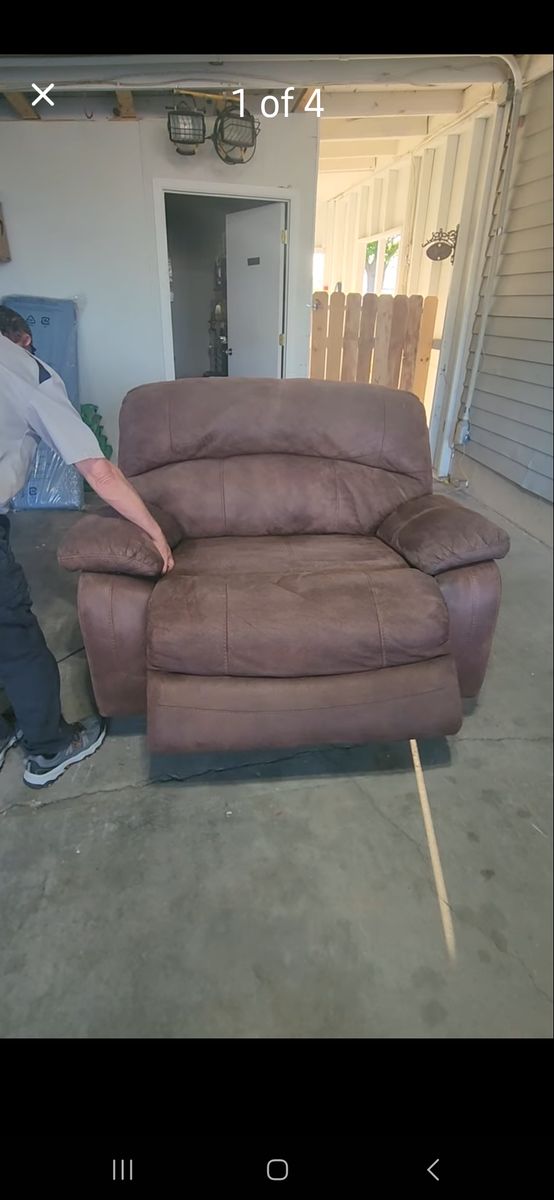 Double Wide Power Recliner