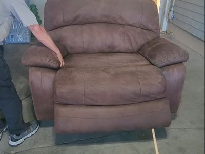 Double Wide Power Recliner