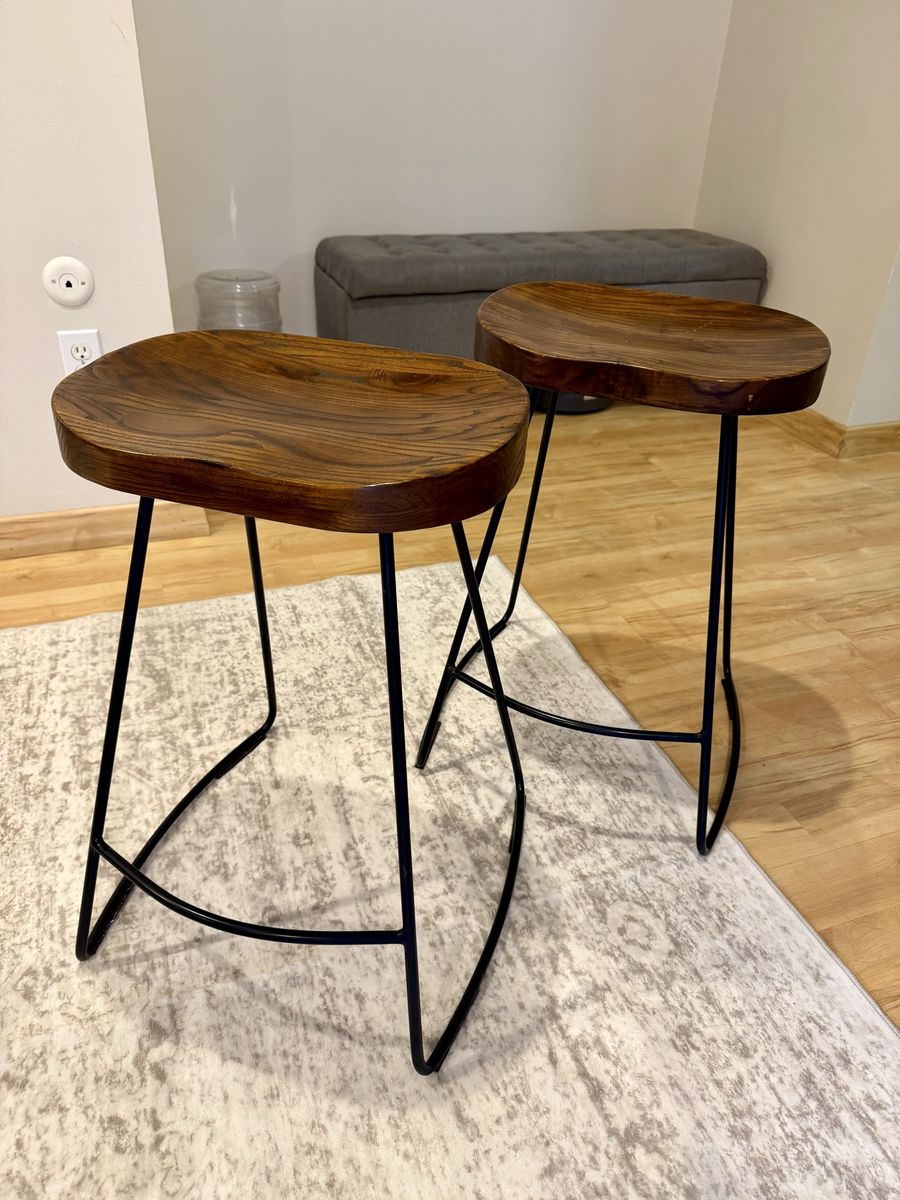 Modern wood stools