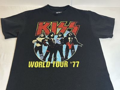 KISS World Tour '77 Graphic Band T-Shirt Men's Black Size M (38/40) Short Sleeve Cotton Tee