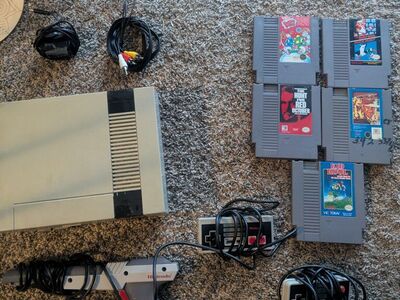 Nintendo Entertainment System Console Nes W 5 Game