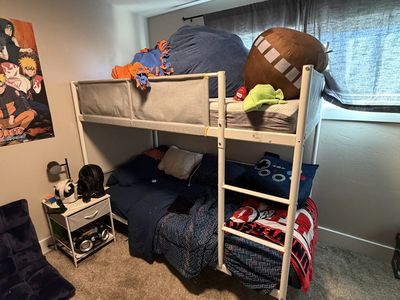 Twin Bunk Beds