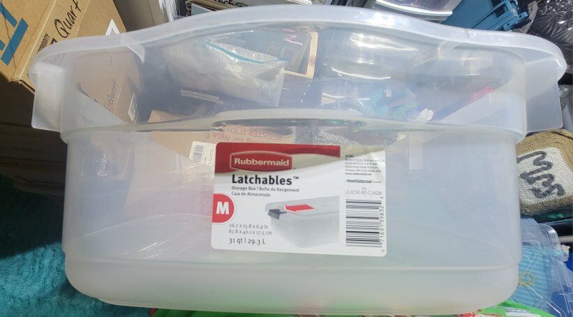 Latchables medium tote 31 quart NO LID