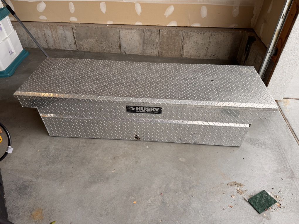 Husky Cross Bed Tool Box