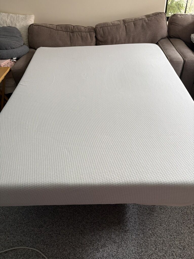 Queen Tight Top Memory Foam