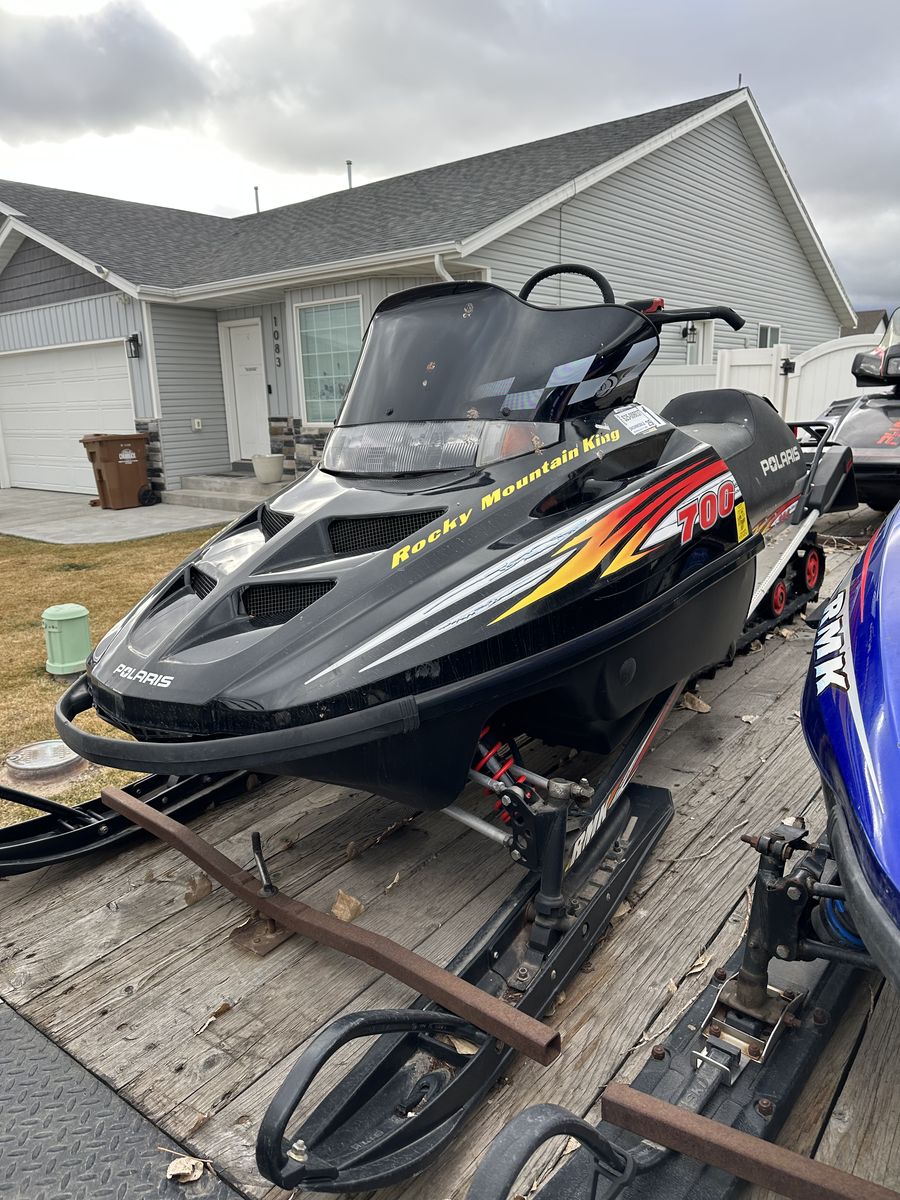 01 700 Twin/ 1986 Phazer