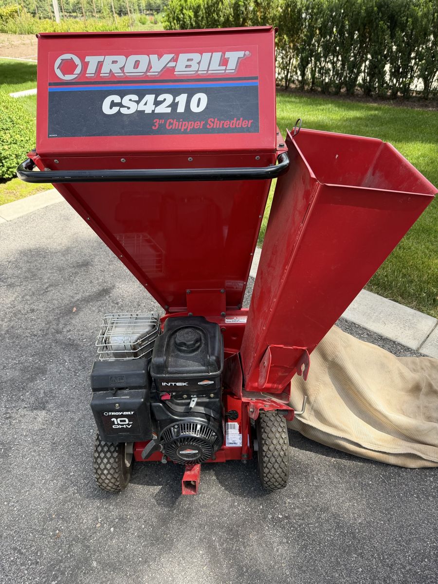 Chipper Shredder, Troy-BILT