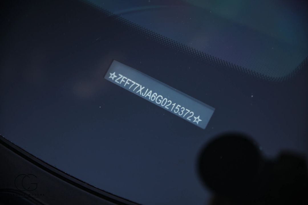 Main image 32