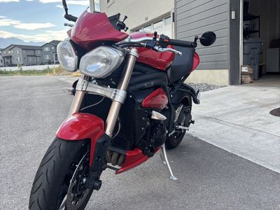 2015 Triumph Speed Triple Motorcycle 1050CC