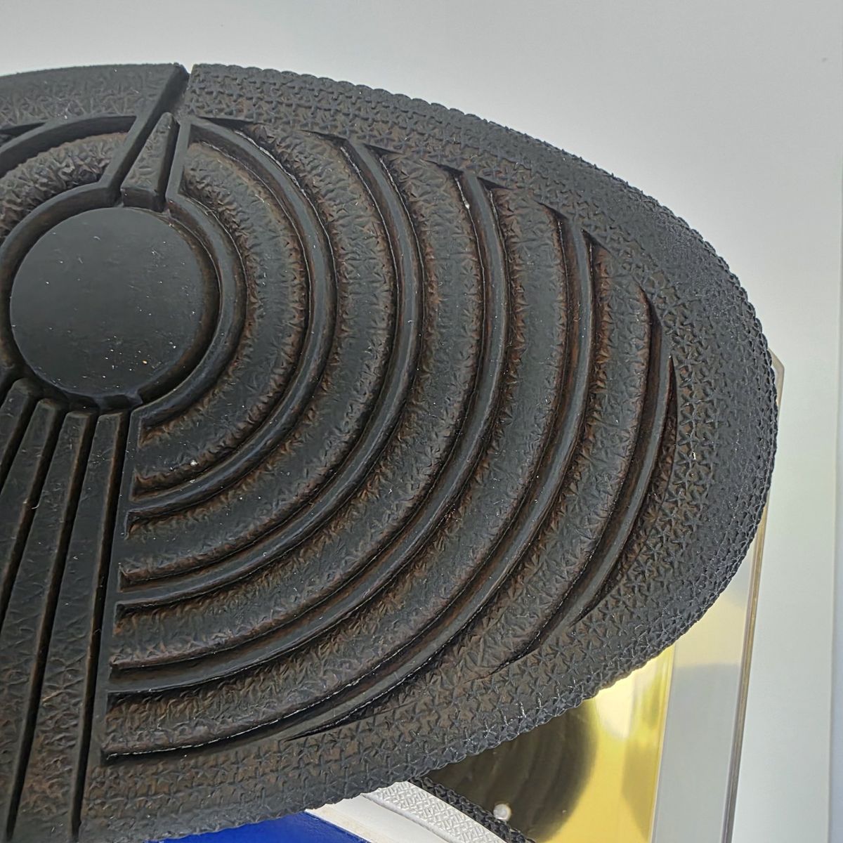 Main image 5