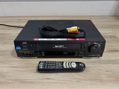 JVC HR-S4600U Pro VCR S-VHS VHS Player