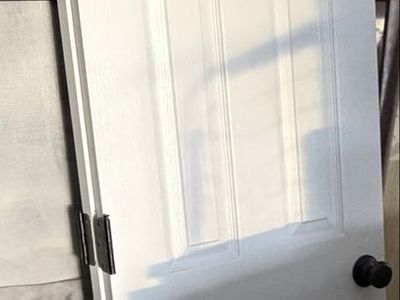 2 Closet Doors