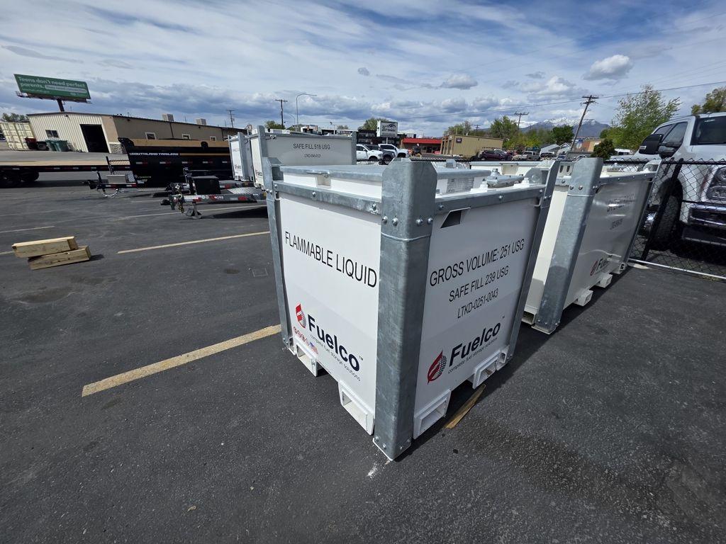 2026 Boss Trailers 250 Gallon Fuel Kube Tank