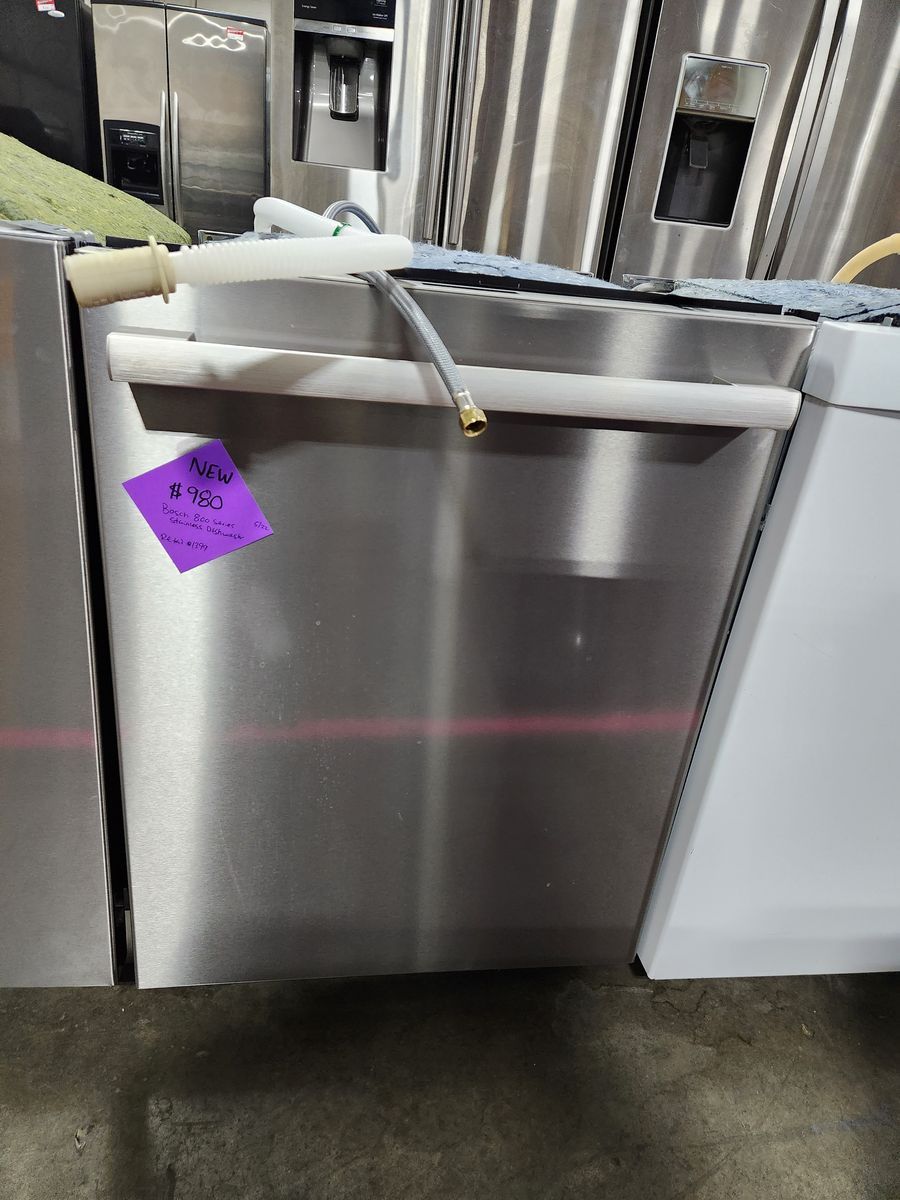 BEAUTIFUL BRAND NEW! BOSCH 800 SERIES STAINLESS STEEL DISHWASHER