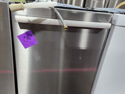 BEAUTIFUL BRAND NEW! BOSCH 800 SERIES STAINLESS STEEL DISHWASHER