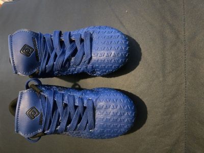 Dream Pairs cleats kids size 10