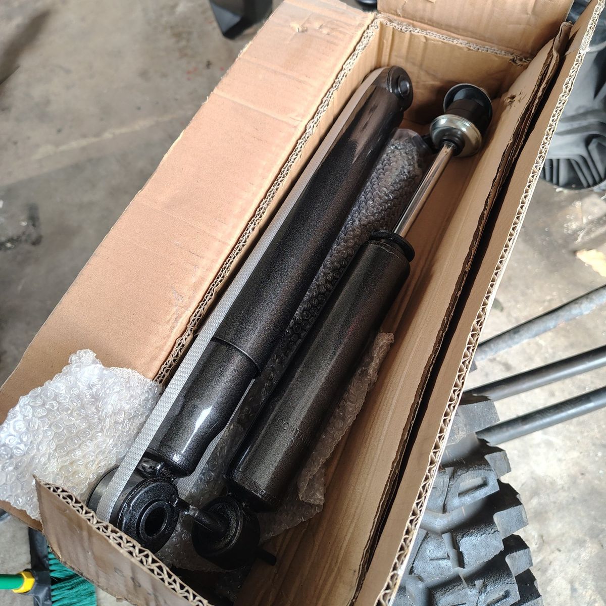 2002-2008 Dodge ram shock set