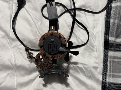 Steampunk phine Charge dock Stand