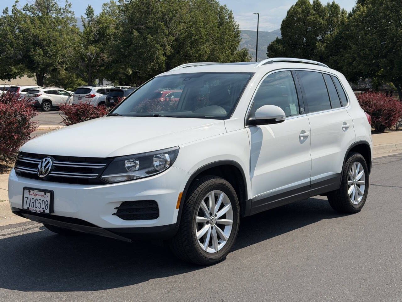 2017 Volkswagen Tiguan 2.0T Wolfsburg Edition