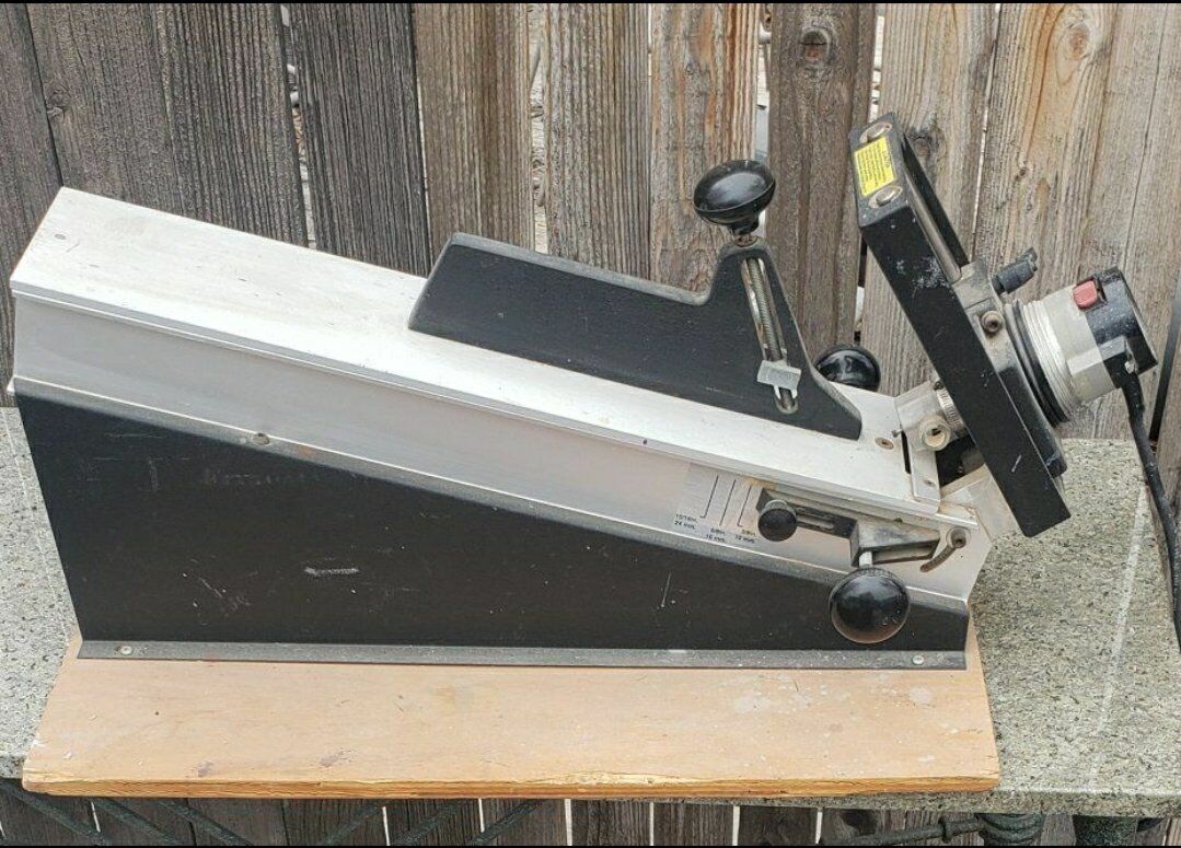 FLETCHER 4000 CORNER LOCK JOINER F4000A
Message me