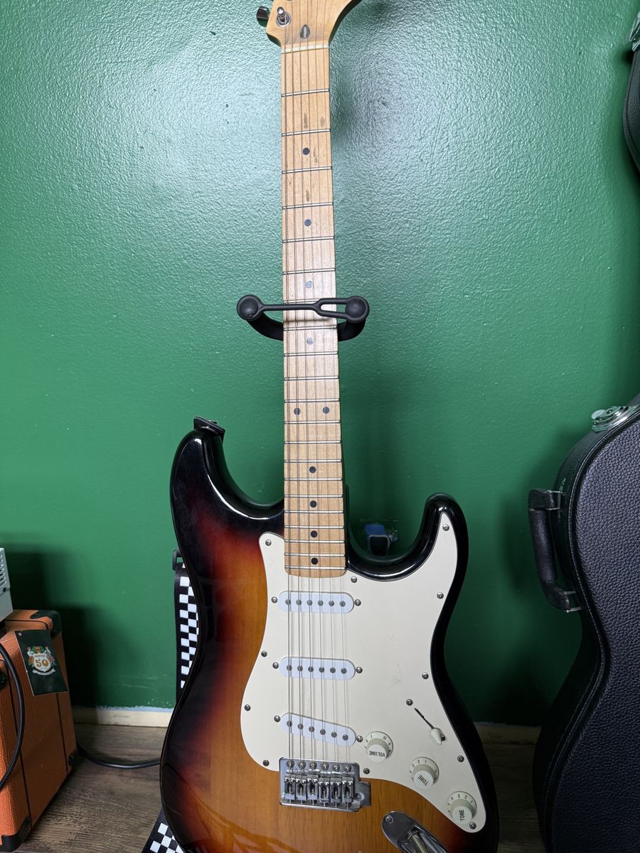 MIM Fender Stratocaster