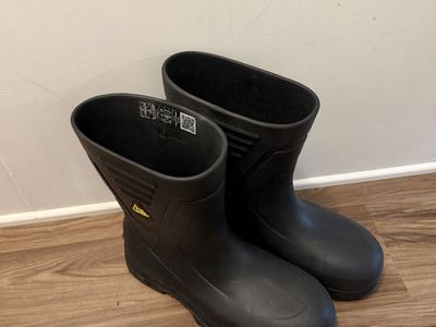 Size 11 Comp Toe Slip Resistance Work Boots